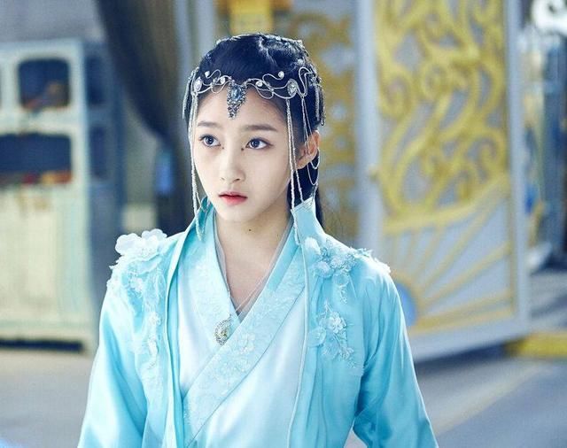 关晓彤的古装原来这么美,最后一张和鹿晗的古