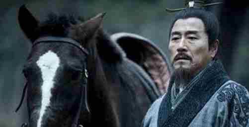 成也萧何,败也萧何这是为什么?为什么萧何帮