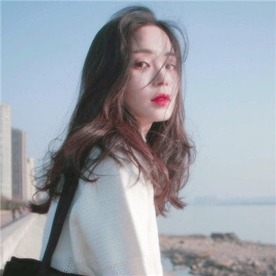 酷酷的霸气美女头像微信精选2018