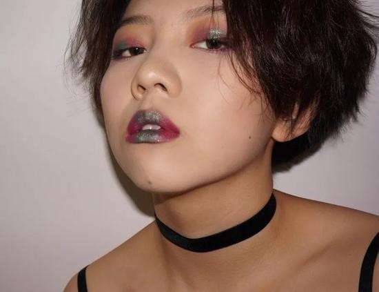 十年后又被问怎么看林妙可假唱事件 张艺谋用