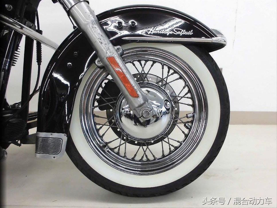 排量1450cc的哈雷摩托车FLSTC可不可以上高