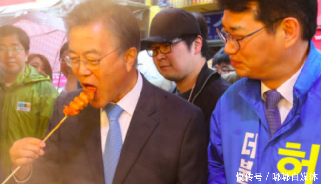 各国领导人吃东西都是什么样子?德国人喜欢狼