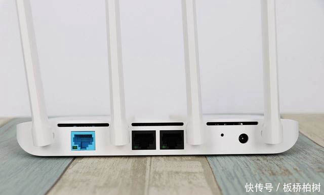 小米路由器4和3哪个好用 小米路由器3和4区别