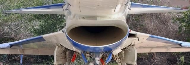 歼十进气道设计最早学F16,后来又为什么改了三