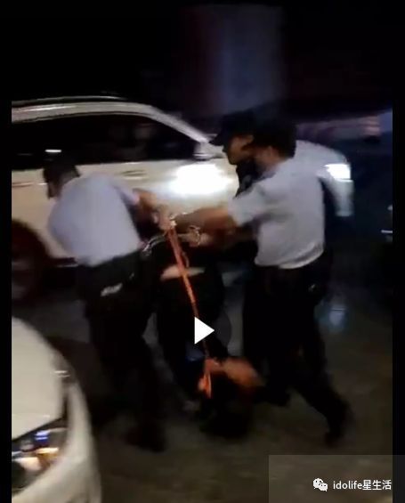 哪怕保安警察到场，她们也敢暴力抗法，嚣张不堪，一副骂骂咧咧的模样。