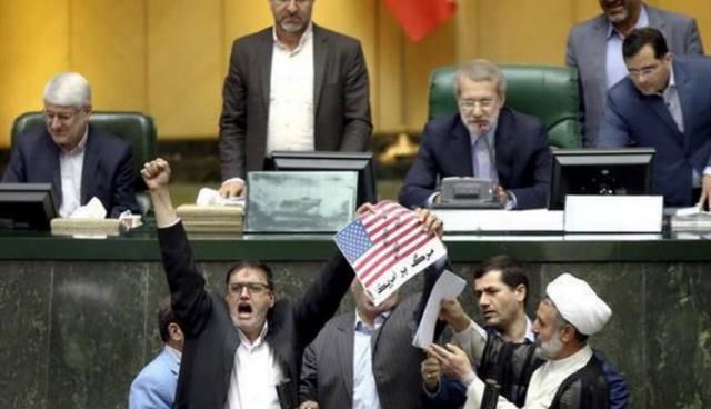 美国退出伊核协议后,威胁制裁进口伊朗石油的