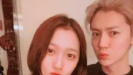 彤穿黑色网袜走性感路线,陈瑶甜美空灵胜过赵丽颖