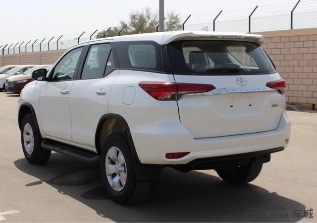 17款丰田穿越者介绍 现车底价出击27万