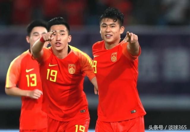 终于出山了!神奇教练希丁克接手国奥队基本敲