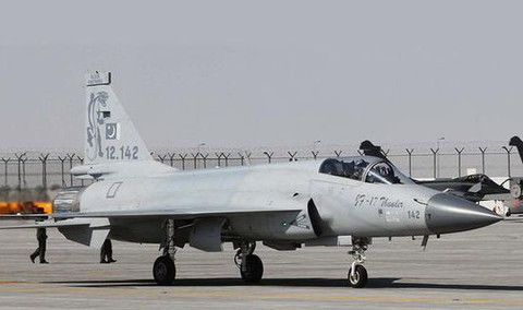 第三个确认购买枭龙战机的国家曝光 几十亿即