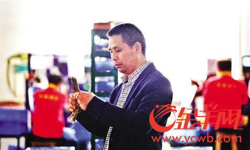 【中国梦·践行者】发明攻不破“保卫盾” 锁匠竭力守护市民财产安全 【中国梦·践行者】发明攻不破“保卫盾” 锁匠竭力守护市民财产安全