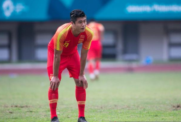 都是亚运惹的祸!国足前锋张玉宁将缺阵4-6周 海