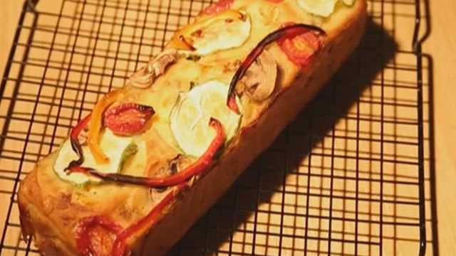 《快乐生活一点通》20180420不甜的咸蛋糕