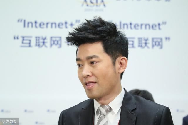 娱乐圈大老板!黄晓明50家公司法人,远超范冰冰