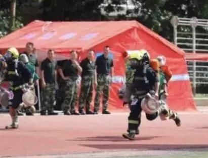 百米10秒43!长春消防飞人 达到国家级运动健