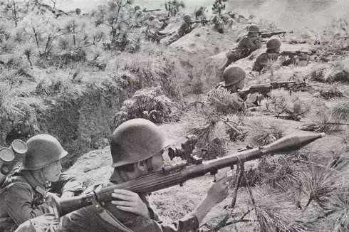 中越战争内幕:为什么断断续续打了十几年,原来