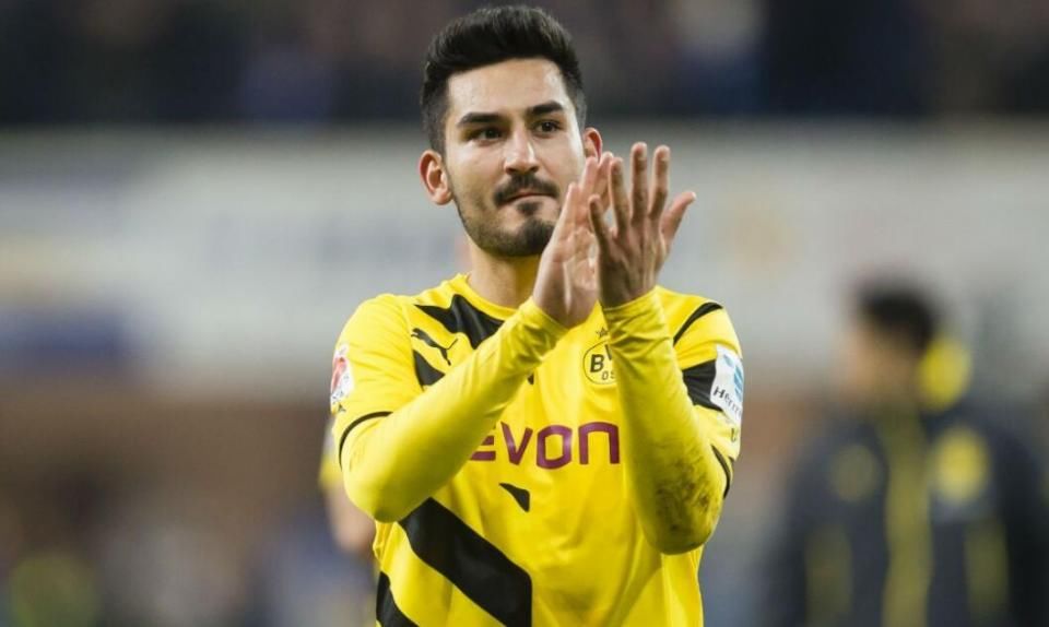 巴萨恩里克时期错误引援,弃京多安签图兰,然而