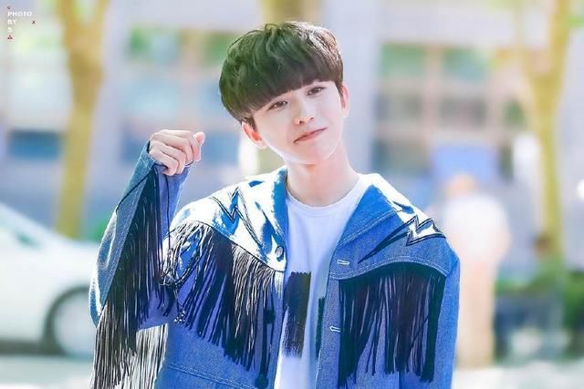 蔡徐坤演过的4部影视剧,《童话二分之一》上榜