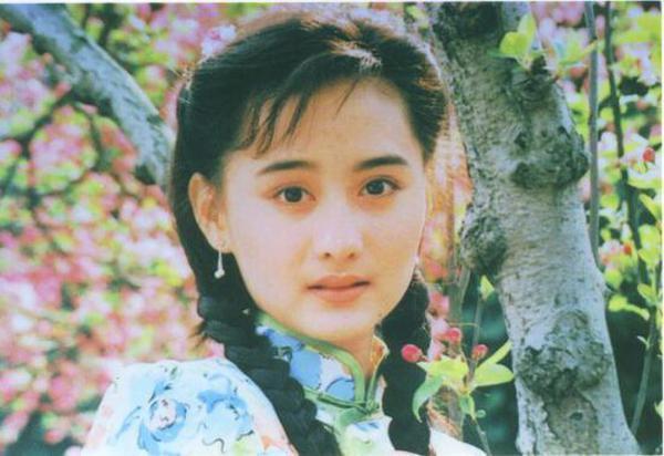 42岁的陈德容仍然美得不可方物，无年龄感