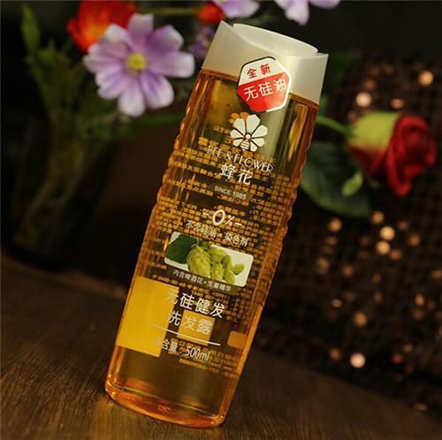 晚上洗头还是早上洗头?正确时间洗头,帮助防止