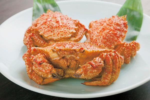 青森县"花见蟹"捕捞正当时 棘栗蟹成春季游青森的必吃美食