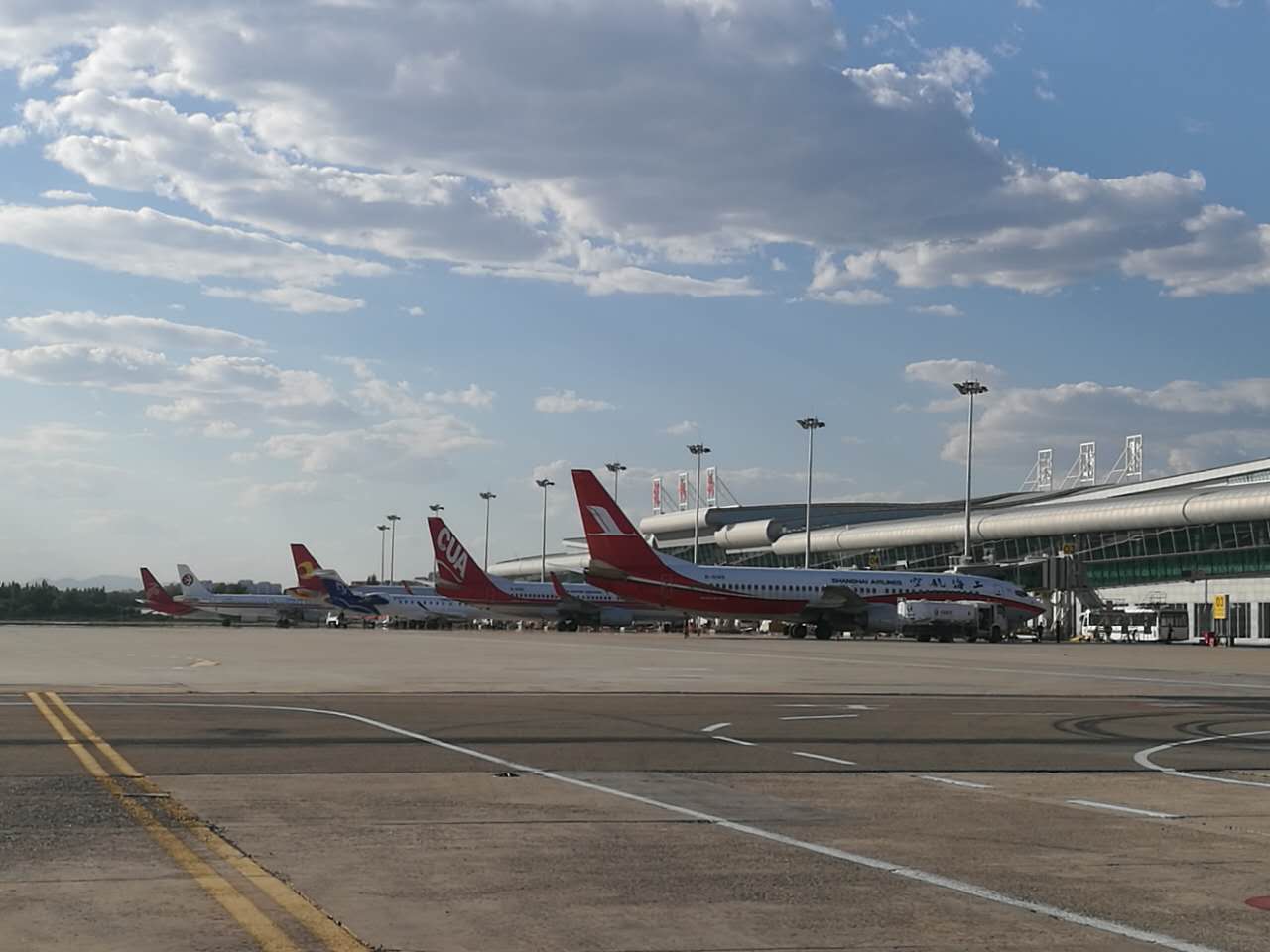 单日吞吐量9885人次 包头机场再创新高