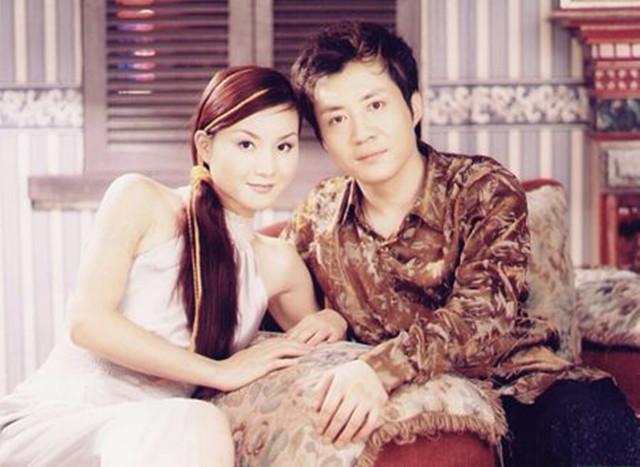 因《窗外》蹿红,孝子歌星身残志坚当老板,现拥娇妻萌娃好幸福