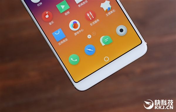 骁龙636\/1799元起!魅蓝E3香槟金版开箱图赏