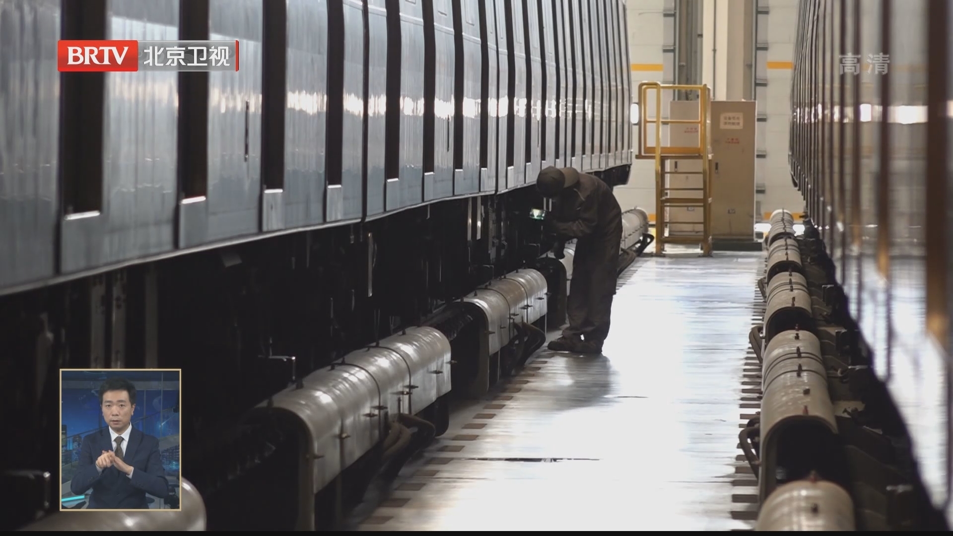 地铁回库列车完成五次消杀 保障乘客出行安全 地铁回库列车完成五次消杀 保障乘客出行安全