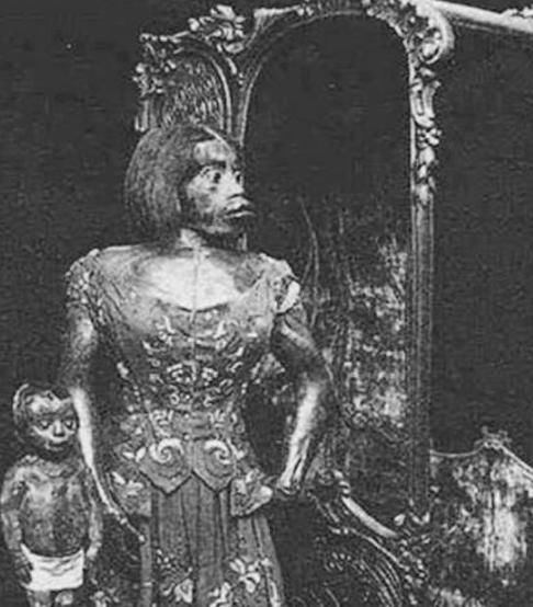 世界上最丑女人的悲惨历史,死后还被丈夫当成