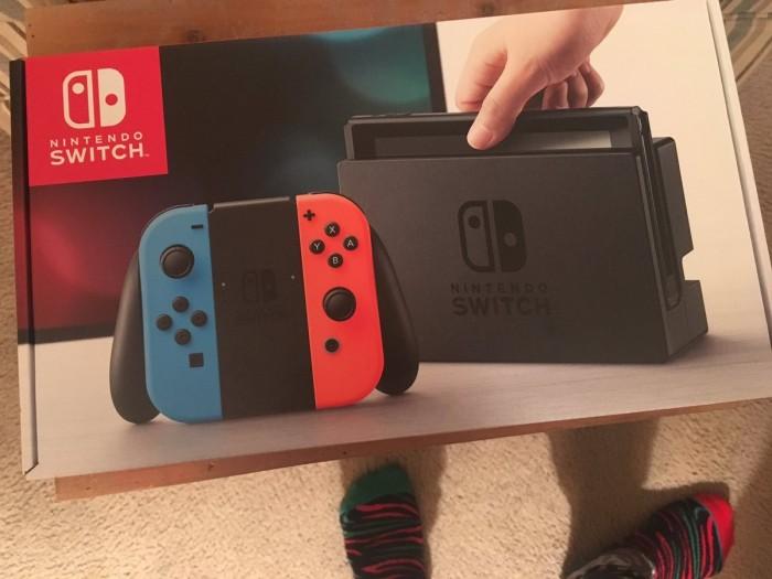 玩家圣诞节收到Switch 打开盒子欲哭无泪