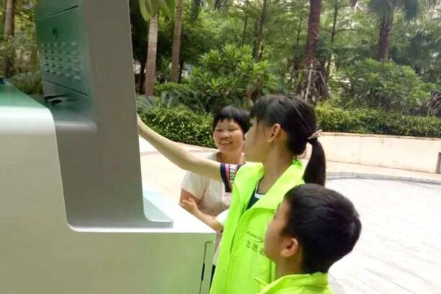 珠海社区携手环保小义工顺利开展垃圾分类暑假