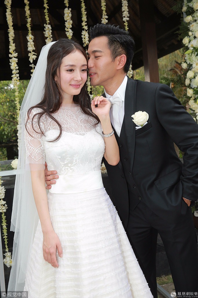 2014年1月8日，巴厘岛，当地时间1月8日，杨幂、刘恺威大婚。