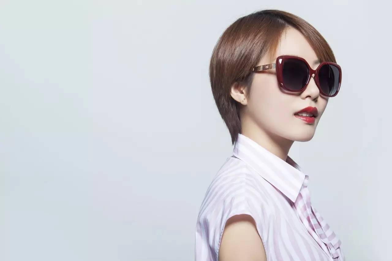 王安琪:你和女神之间只差一个墨镜的距离