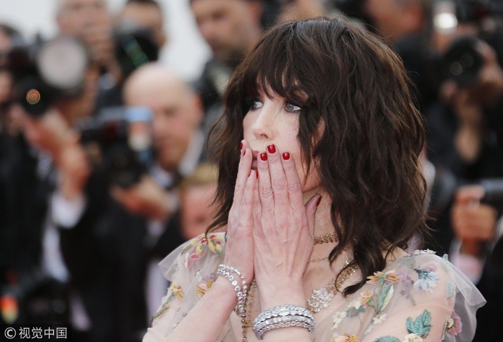 戛纳电影节女星争艳 范冰冰清新脱俗