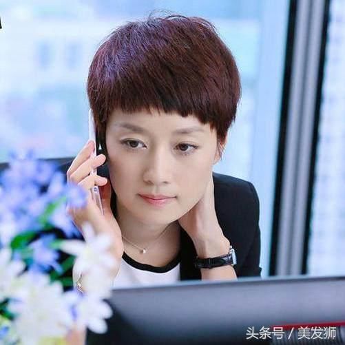 40岁的女人别乱剪头发,2018年超流行这几款发