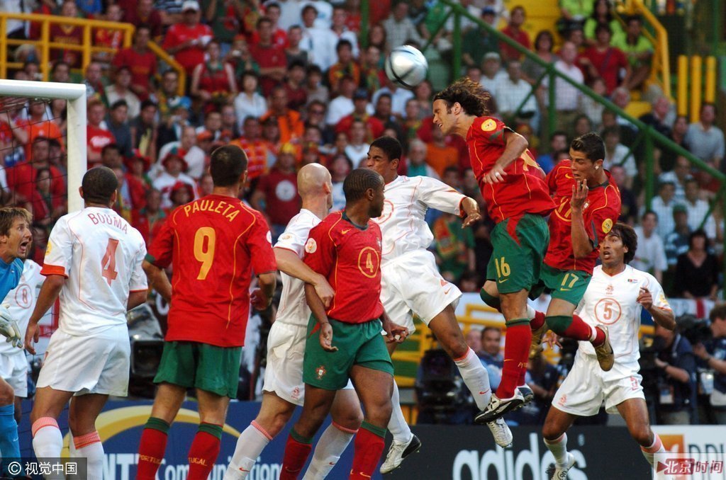 2004年7月4日,葡萄牙里斯本,光明球场,2004葡萄牙欧洲杯决赛,葡萄牙0