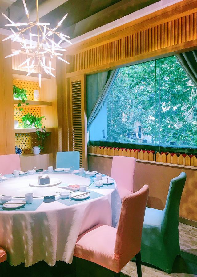 360°分分钟刷爆抖音的郑州网红餐厅,拍照比吃