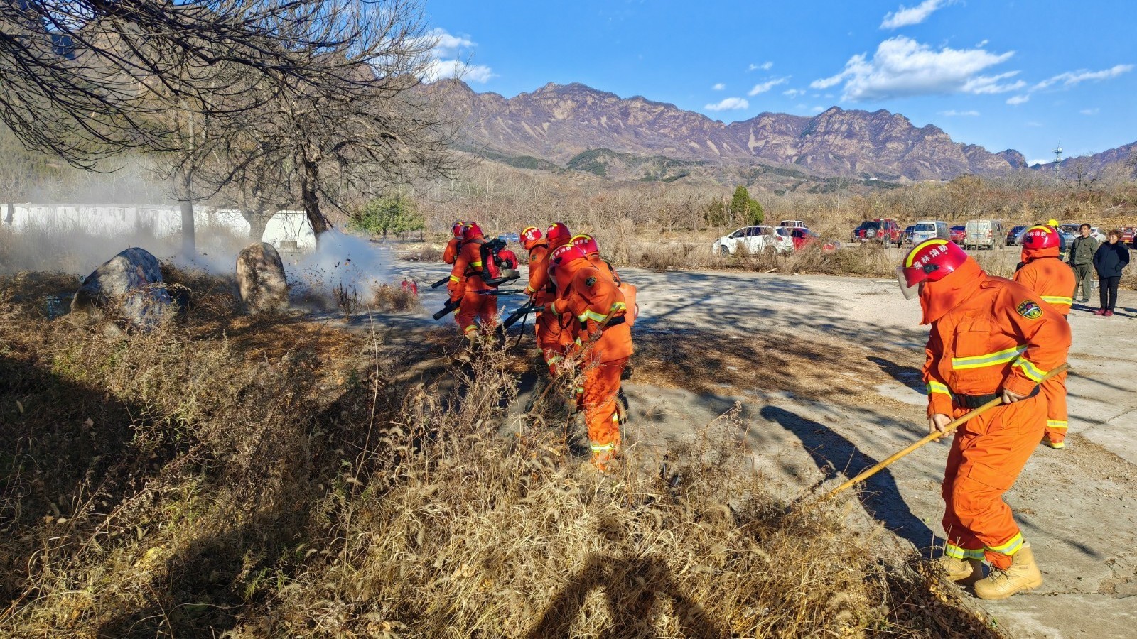 平谷区镇罗营镇开展2023年火灾应急处置演练 平谷区镇罗营镇开展2023年火灾应急处置演练