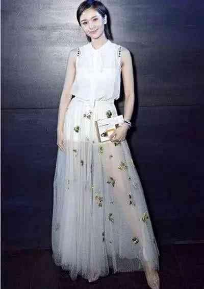 明星们的偷内裤穿法,赵丽颖雷人,周冬雨的辣