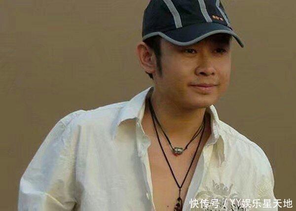 这6位喜欢戴帽子的明星,最后一位从没见他摘