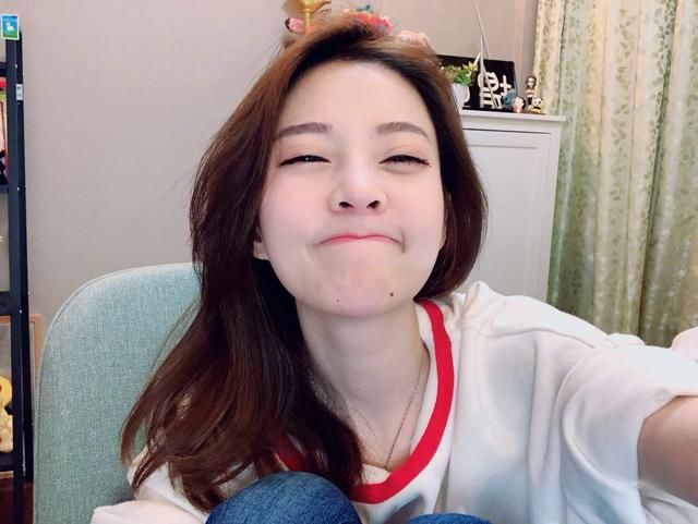 百万打赏主播的其中一位,冯提莫却被无限放大