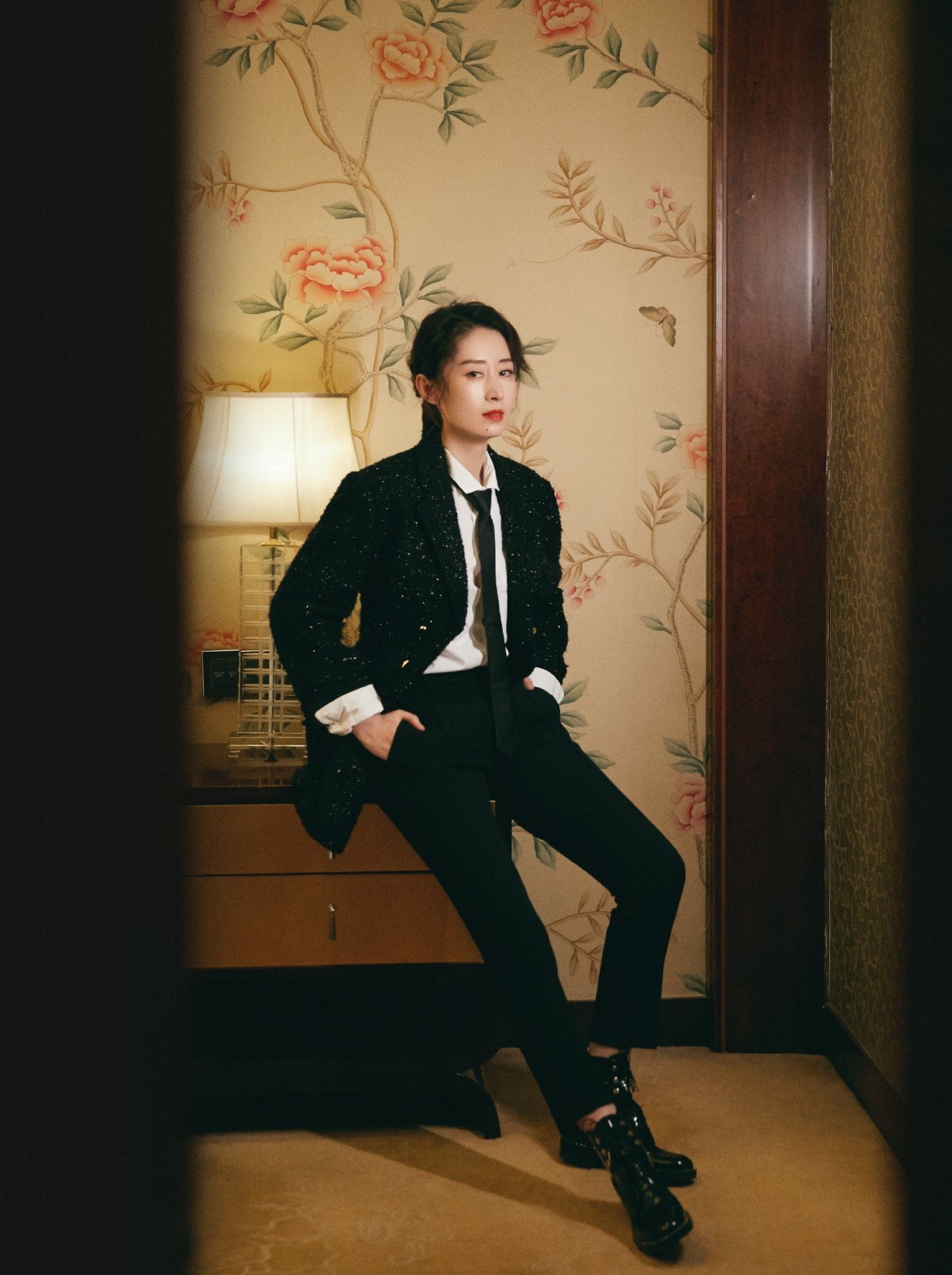 刘敏涛最新写真 酷帅造型魅力十足(图2) 刘敏涛最新写真 酷帅造型魅力十足(图2)