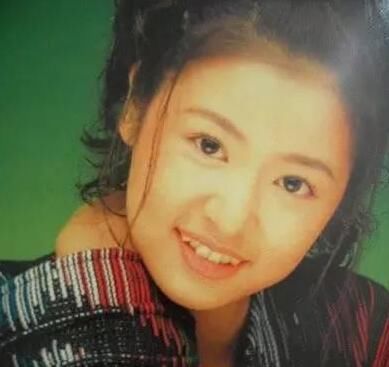 这些明星做过烤瓷牙?效果特别假