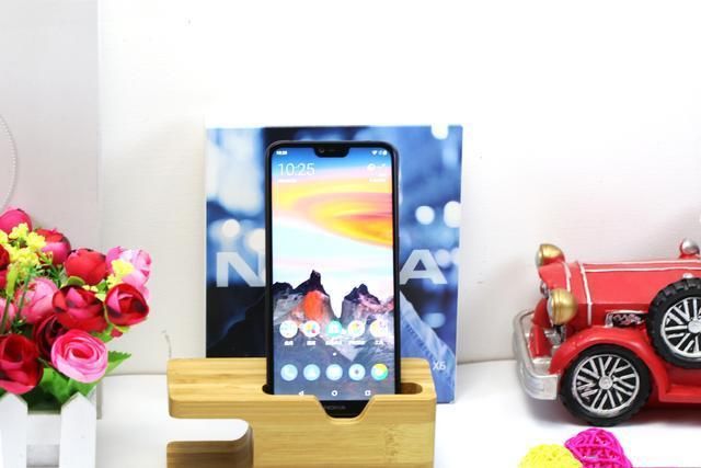 放下情怀,重生和蜕变 Nokia X6上手体验