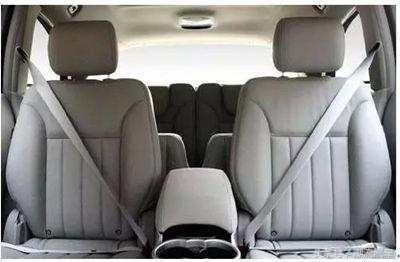 2018年新交规不懂就会被双规-北京时间