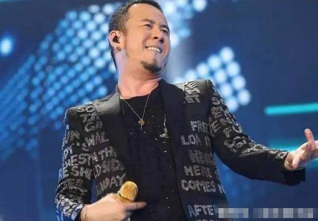 明星的话筒你摸不起:邓紫棋30万韩红60万 而他的无敌了 明星的话筒你摸不起:邓紫棋30万韩红60万 而他的无敌了