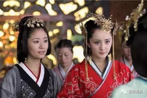 3部古装剧,身边的丫鬟都比女主角漂亮,网友:导