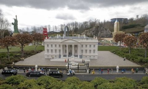 55人五百天用200万块积木搭建出迷你北京故宫