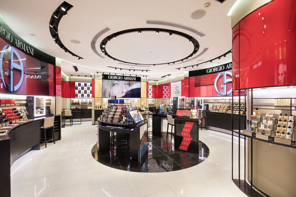 阿玛尼美妆中国首家全新形象精品店盛大揭幕